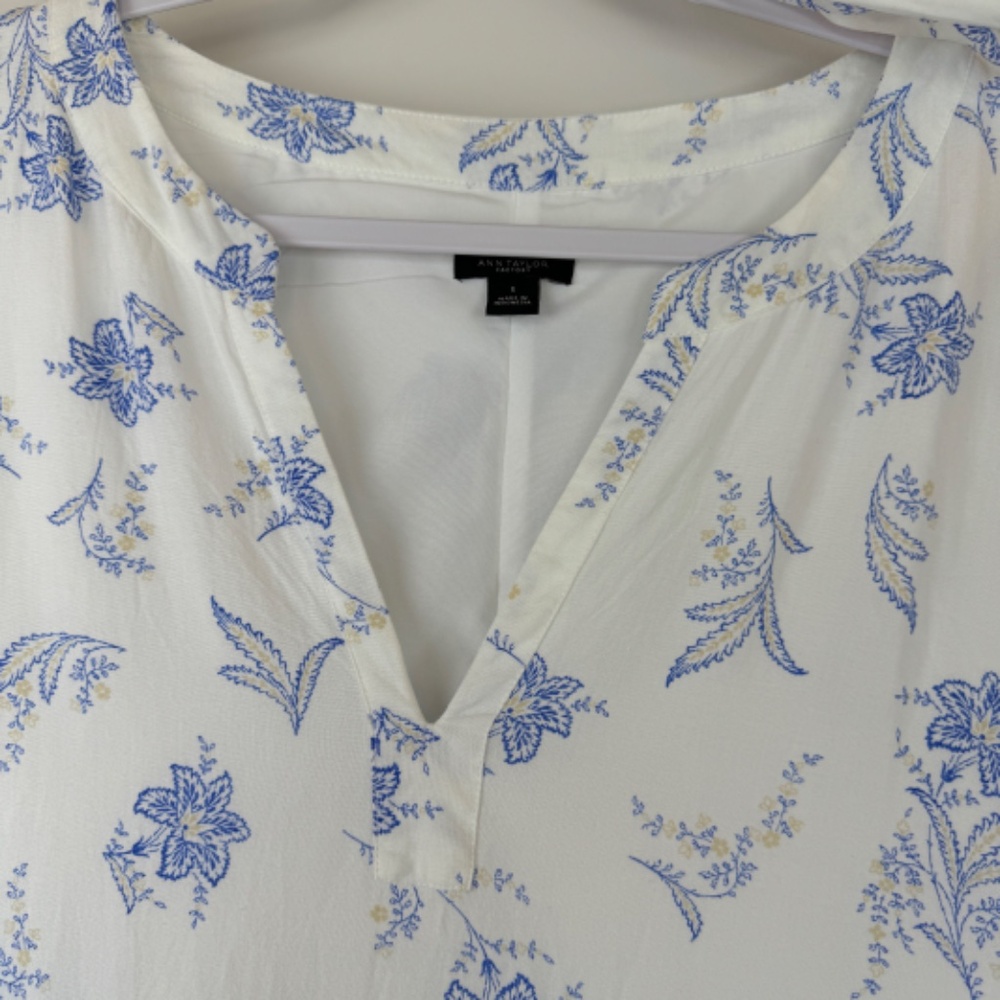 ANN TAYLOR Midi-Maxi Pullover Lightweight Dress White With Blue Flowers - Size S - Picture 6 of 15